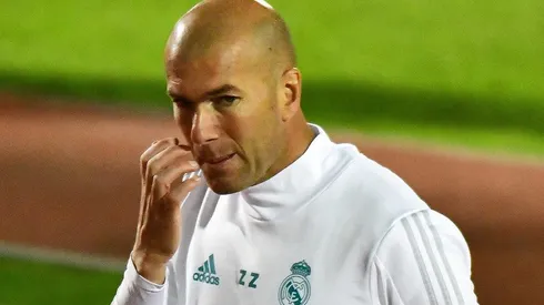Zidane toma atitude inesperada e
