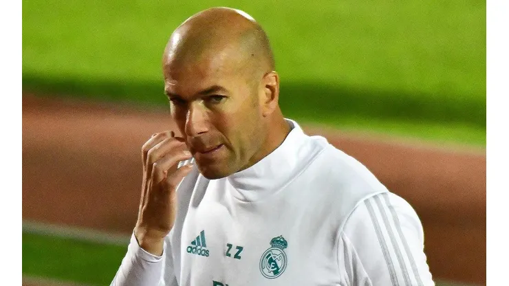 Zidane toma atitude inesperada e "corta" brasileiro