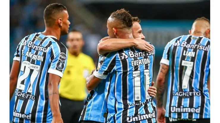 Craque do Grêmio foi recusado pelo Inter, diz Leonardo Meneghetti