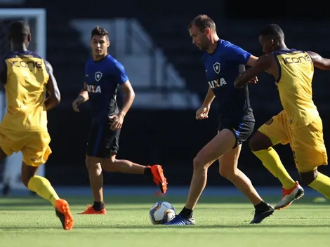 Autuori deseja permanência de defensor no Botafogo
