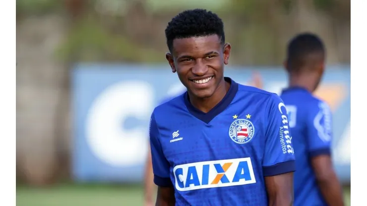Futuro de Eric Ramires é definido