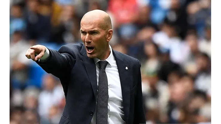 Zidane comemora volta dos treinos no Real Madrid e elogia forma física da equipe