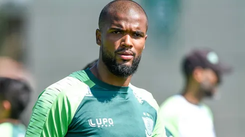 Empresário de Messias indica futuro do zagueiro