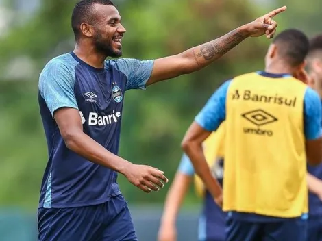 Léo Gomes tem prazo de recuperação definido no Grêmio