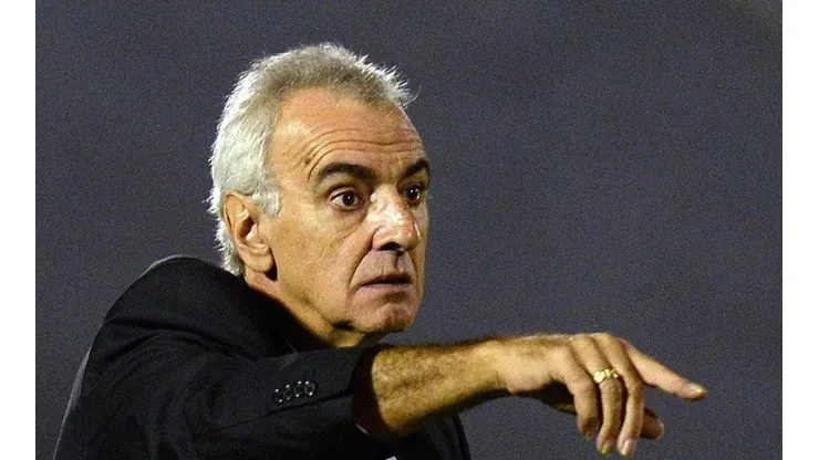 Técnico em 2010, Fossati dispara contra bicampeão da América pelo Colorado