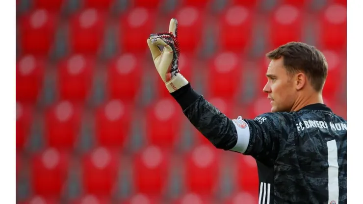 Bayern de Munique renova com Neuer até 2023