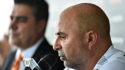 Nomes pedidos por Sampaoli estão sendo tratados como prioridade.