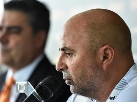 Galo dá cartada final e oferece R$ 5 milhões por indicação de Sampaoli