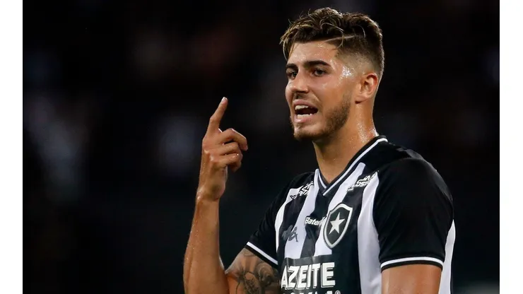 Pedro Raul é alerta ao Botafogo para reforçar o ataque