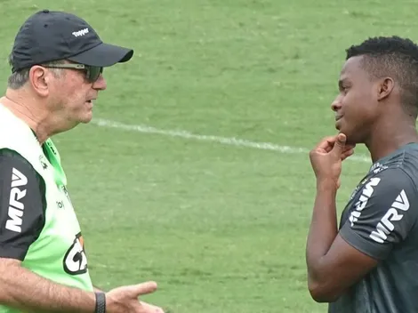 Levir Culpi 'detona' Cazares e detalha bastidores do Atlético