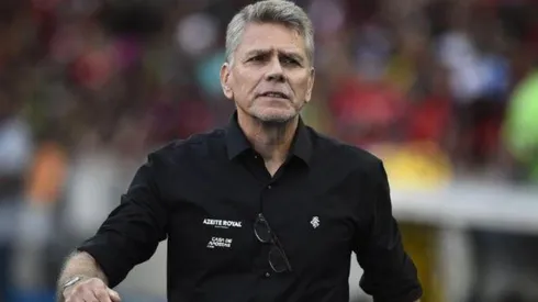 Autuori tenta segurar atacante do Botafogo cobiçado no mercado