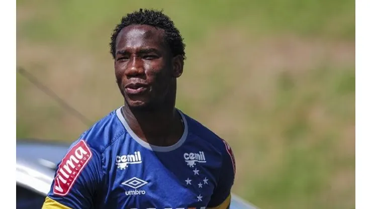 Cruzeiro vê reviravolta em prazo de dívida de Caicedo
