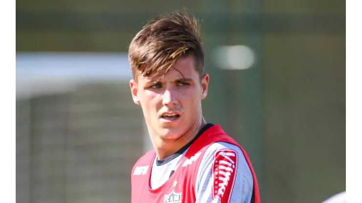Atlético encaminha contratação de atacante do Sport