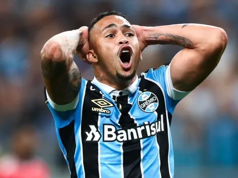 Grêmio monitora atacante do Sporting e ameaça D. Souza e Luciano
