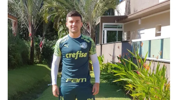 Victor Luis detalha programa de treinamento montado pelo Palmeiras