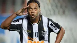 Pierre revela ousadia que Ronaldinho iria aprontar no Atlético-MG