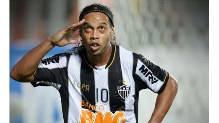 Pierre revela ousadia que Ronaldinho iria aprontar no Atlético-MG