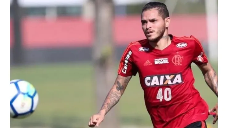 Thiago Santos - Gilvan de Souza / Flamengo