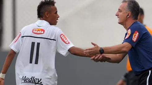 Dorival detalha bastidores de "treta" com Neymar