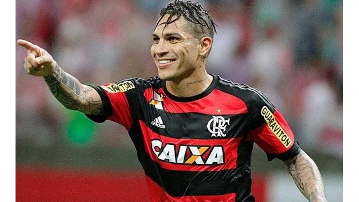 Roberto de Andrade detona Flamengo e Guerrero vira pivô de polêmica
