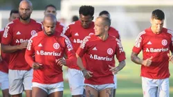 Meio-campista do Inter se posiciona sobre volta aos treinos