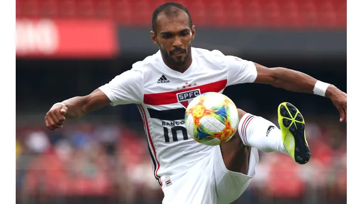 Richarlyson conta bastidores do chapéu que o São Paulo aplicou no Palmeiras