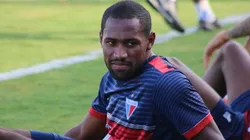 Tinga surpreende ao opinar sobre volta dos treinos