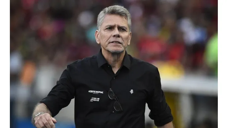 Juventude faz proposta por meio-campista do Botafogo