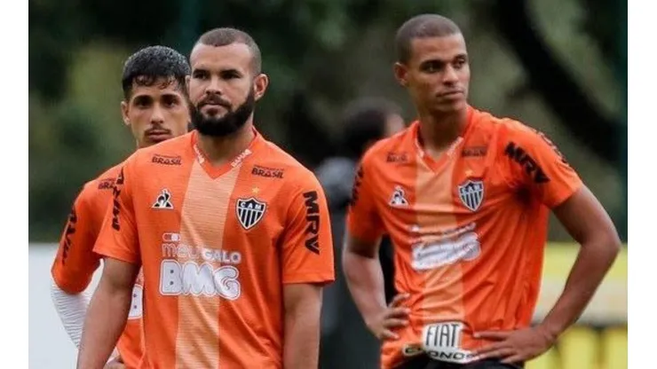 Barca de Sampaoli pega mal e atletas tiram satisfação no Galo