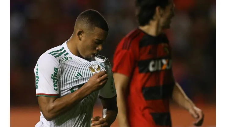 Gabriel Jesus se declara ao Palmeiras e aos torcedores do clube