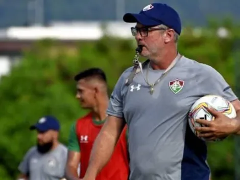 Lateral pede passagem no Fluminense