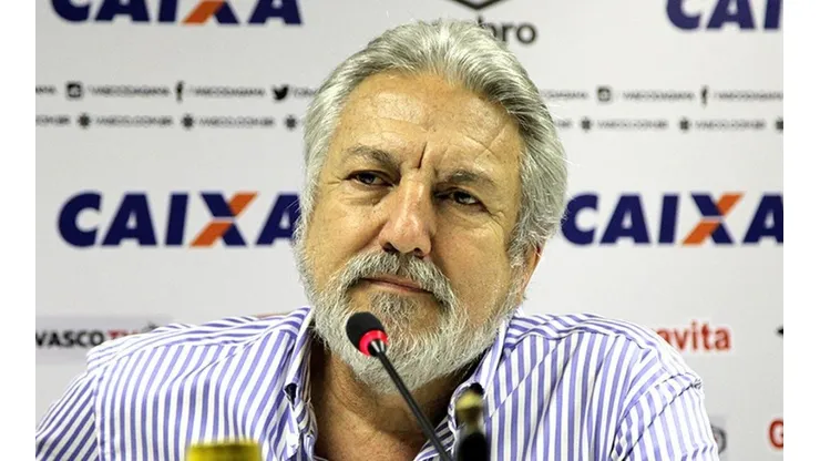 José Luis Moreira confirma renovação com peça fundamental do Vasco
