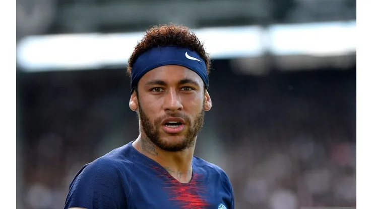 Três jogadores são alvos de possível troca entre Barcelona e PSG por Neymar
