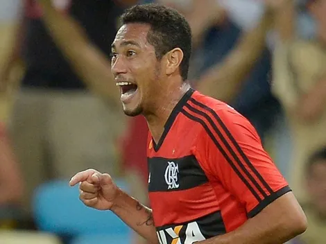 Hernane demonstra 'alívio' por não vestir camisa de rival rubro-negro