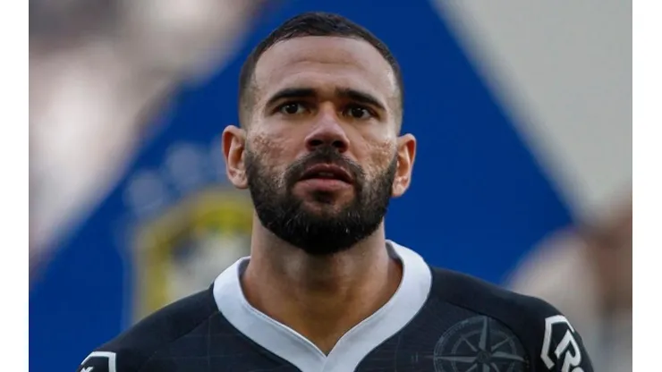 Leandro Castán toma frente de movimento para "salvar" Vasco