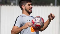 Bruno Mendéz, do Corinthians, pintou na lista - Foto: Daniel Augusto Jr