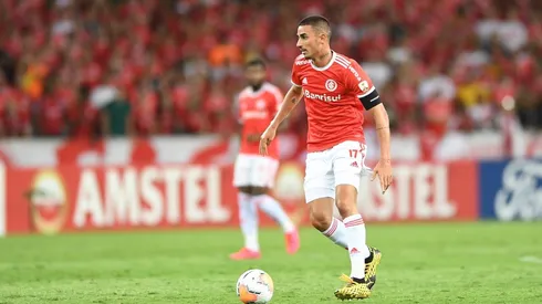 Inter deve renovar com Thiago Galhardo por mais uma temporada