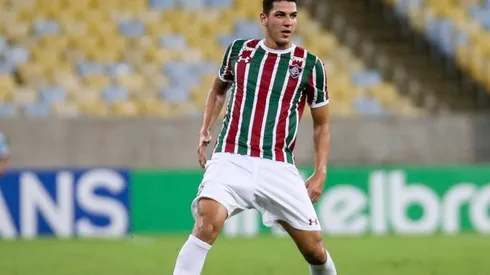 Esposa do zagueiro Nino