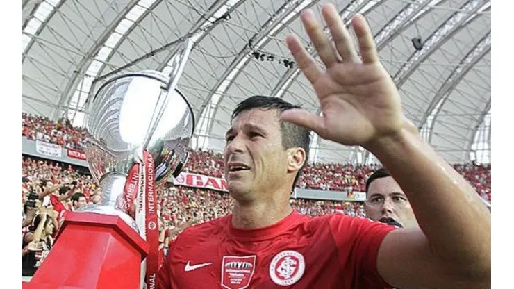 Inter amarga demissão em massa de funcionários que inclui ex-zagueiro Índio
