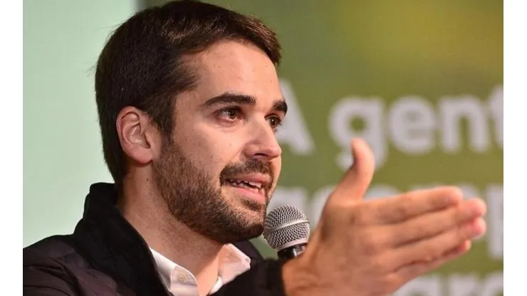 Eduardo Leite barra volta do Campeonato Gaúcho