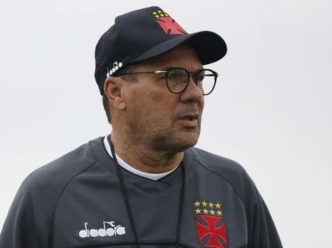 Vasco busca contratação de meia do Goiás