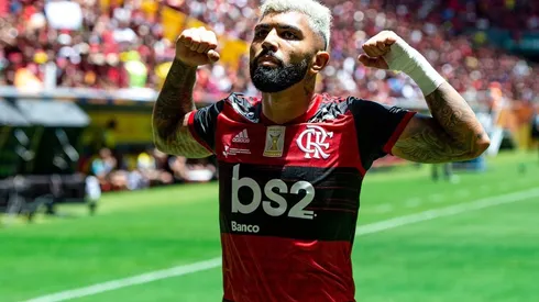 Em live com Babu, Gabigol relata vontade de ver uma partida do Flamengo no meio da torcida