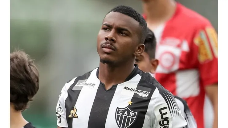 Marquinhos não perdoa Cruzeiro e causa polêmica