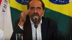 Kalil determina quando futebol volta em BH a Galo e Cruzeiro