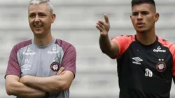 Bruno Guimarães aponta fator que atrapalha Tiago no Corinthians