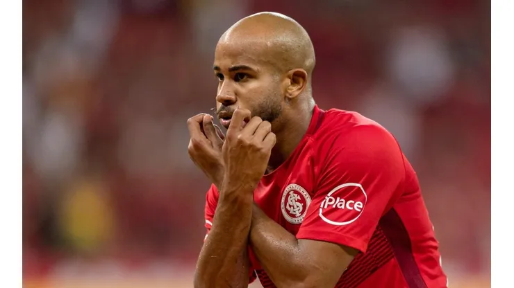 Vendas de Patrick e Fuchs são cruciais para estratégia do Inter