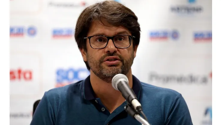 Bahia anuncia redução de salários em até 25%