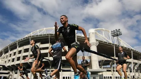 À espera da OMS, Botafogo toma medida inusitada e surpreende elenco