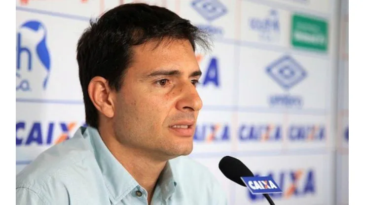 Bahia tenta tirar jovem meia do Vasco