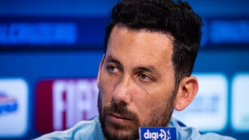 Com clubes argentinos na mira, Ariel Cabral fala sobre situação no Cruzeiro